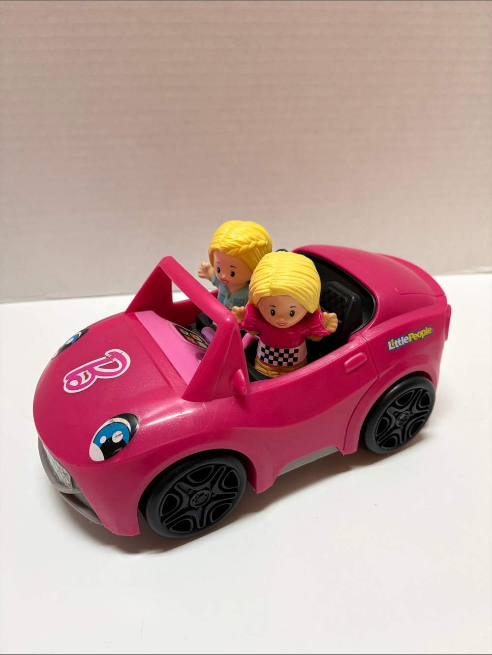Fisher-Price Little People Hot Pink Convertible with Two Figures